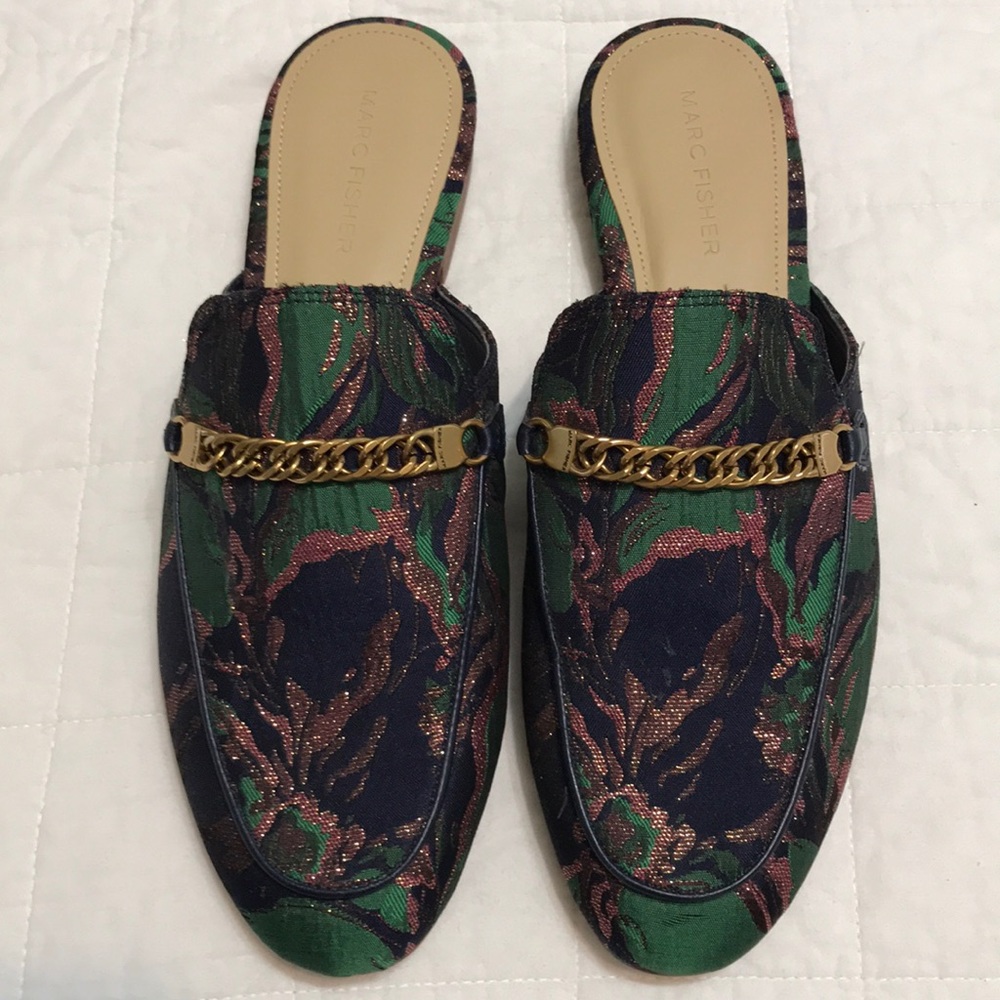 Marc Fisher flats